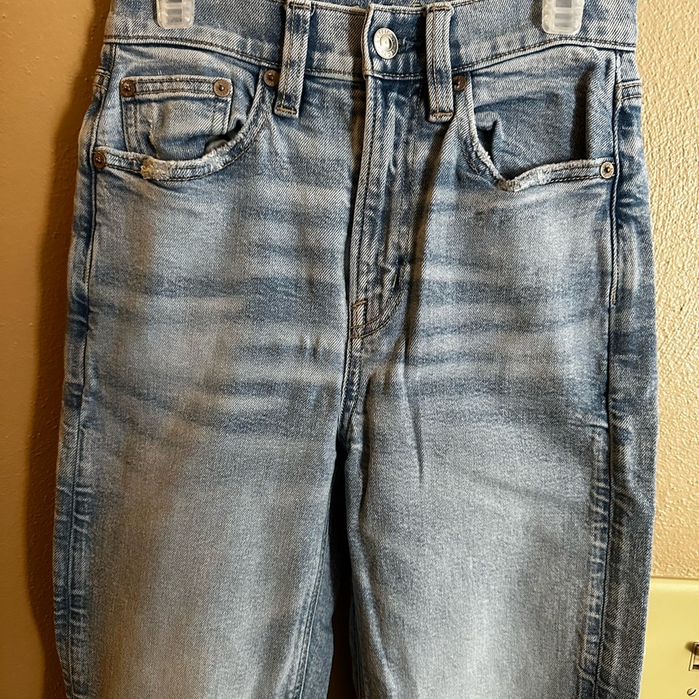 AE Mom Jeans